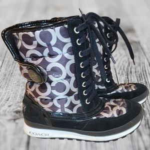 COACH DOREAN ANKLE BOOTS. COACH LOGO PATTERN, VELCRO CLOSE. SIZE 7